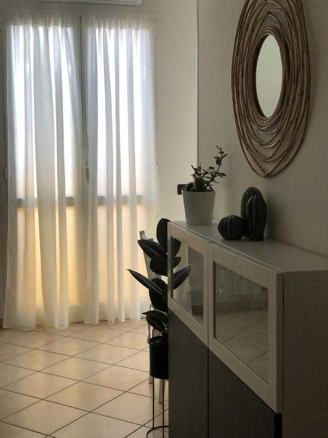 Apartament La Via Del Mare Albenga Zewnętrze zdjęcie